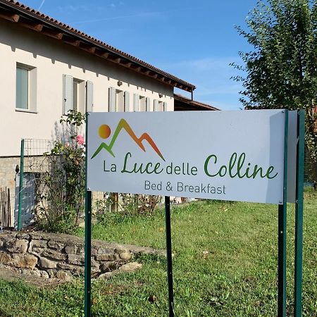 La Luce Delle Colline Bed and Breakfast Serravalle delle Langhe Exteriör bild