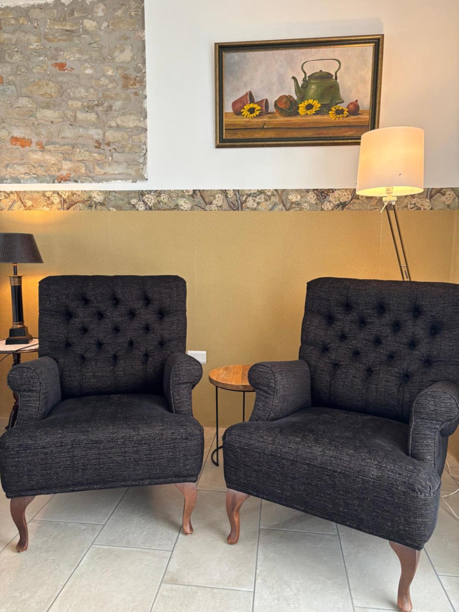 La Luce Delle Colline Bed and Breakfast Serravalle delle Langhe Exteriör bild